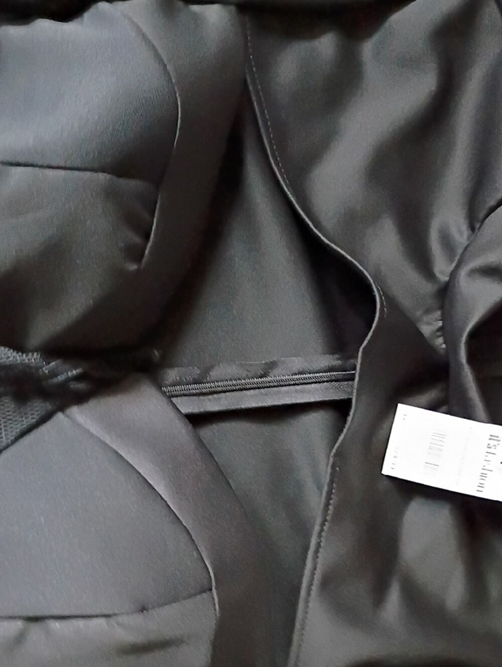 Black Women's Long-Sleeve Cropped Jacket with Structured Bust - Picture 5 of 6